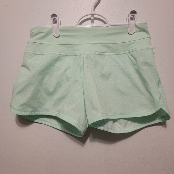 Lululemon Groovy Run Short size 4 - Picture 2 of 5